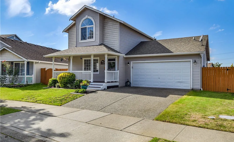 Available Mid January property image